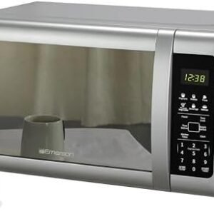 Emerson MW7601SL Compact Countertop Microwave Oven